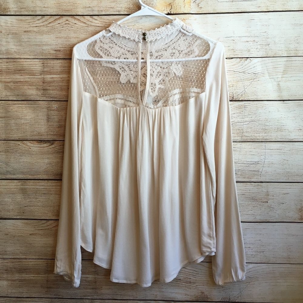 CLOVER + SCOUT LACE DETAIL TOP IN CREAM - Picture 6 of 9